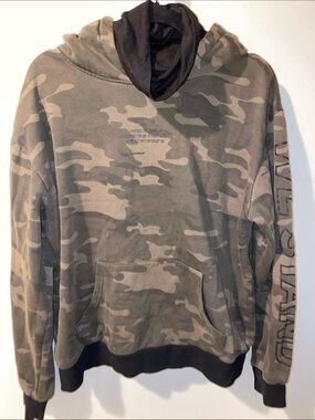 Urban Outfitters Men's Hooded Camo Sweatshirt in Gray & Olive